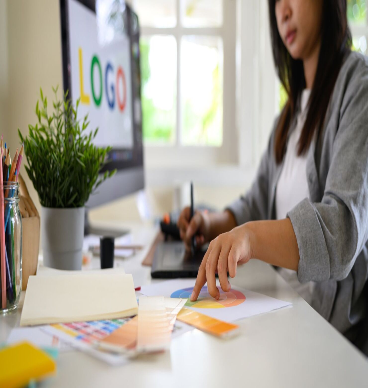 Primera versión de tu logo en 24 horas