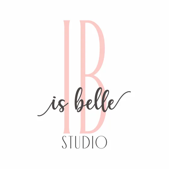 Logo Is Belle Studio diseñado por ZAMORA